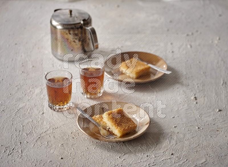 Konafa with tea in a light setup