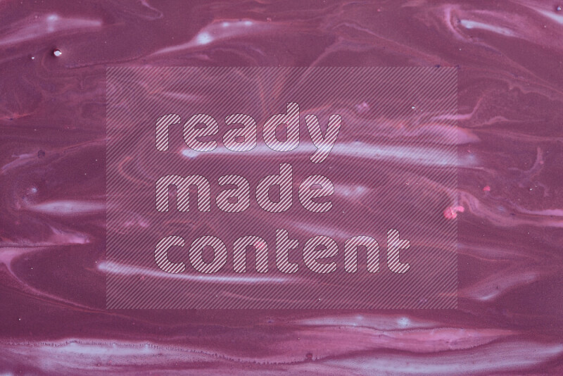 لقطات مقربة لأشكال مختلفة مرسومه باللون الأرجواني