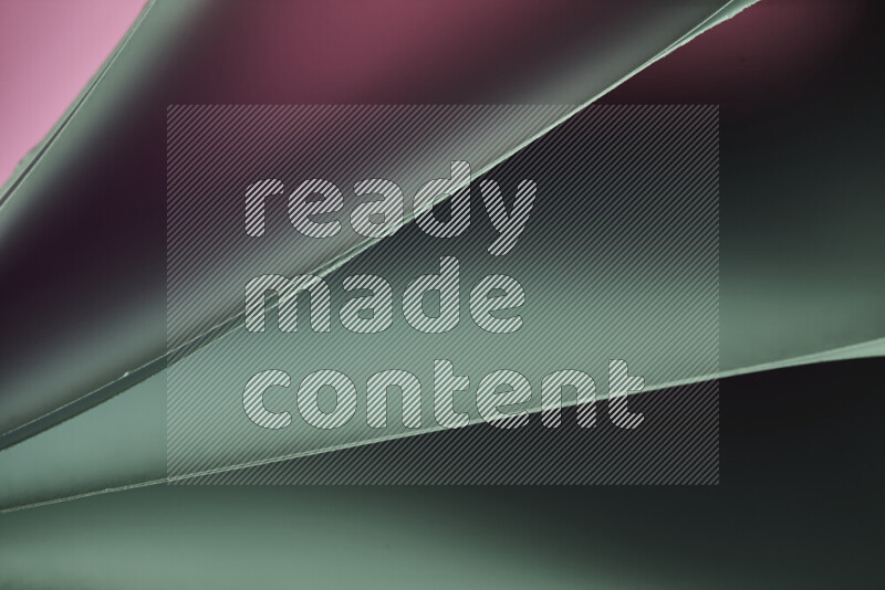 فن تجريدي يعرض منحنيات مع تدرجات الألوان الدافئة والباردة مكونه بضوء ملون