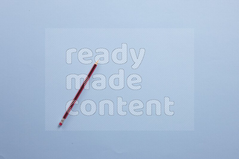 أدوات مدرسة مختلفة علي خلفية زرقاء