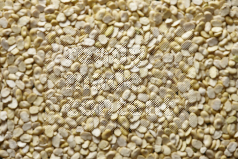 فول مدشوش خارج إطار التركيز علي الخلفية كاملة