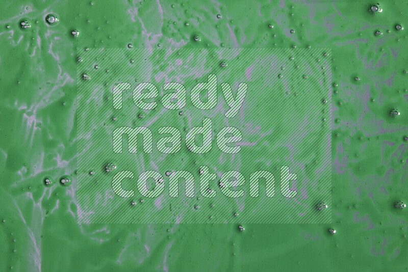 لقطات مقربة لأشكال مختلفة مرسومه باللون الأخضر