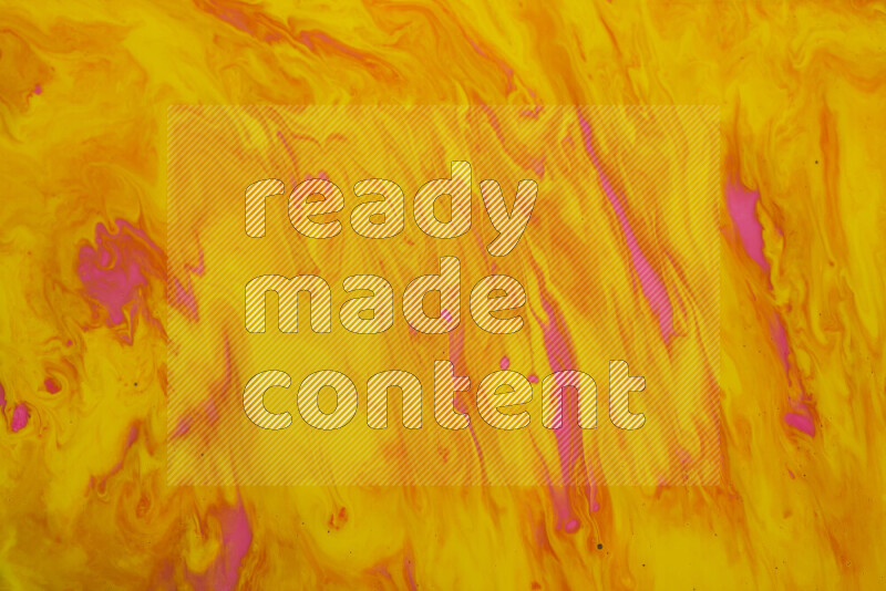 خلفية ملونة مع مزيج من ألوان الطلاء الوردي والأصفر