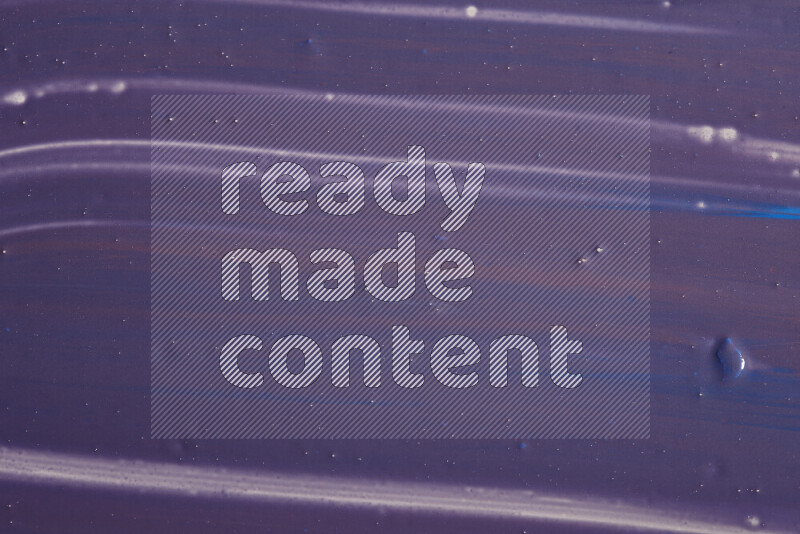 لقطات مقربة لأشكال مختلفة مرسومه باللون الأرجواني